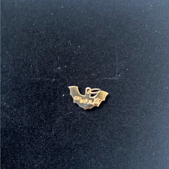 Catbird x Vito’s Gems Evening Wanderer Bat Charm! 🦇 New w/ Box, Halloween Perf! - Picture 3 of 8